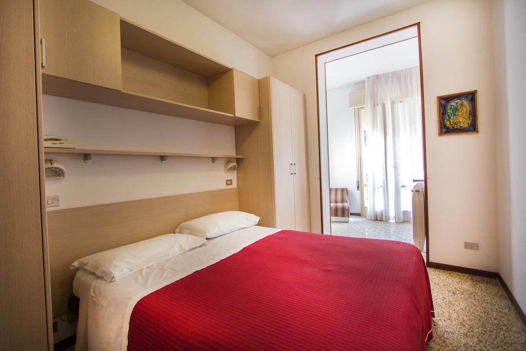 Casa Portofino Rooms&Breakfast Cesenatico Quarto foto